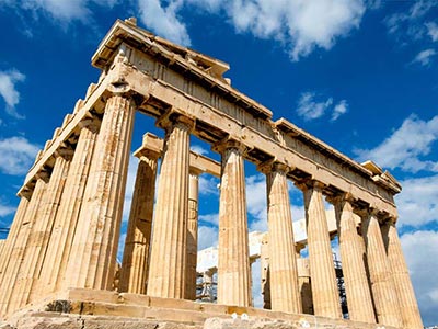 グリーク・リバイバル建築も基となるギリシア建築によるパルテノン神殿（Parthenon）
